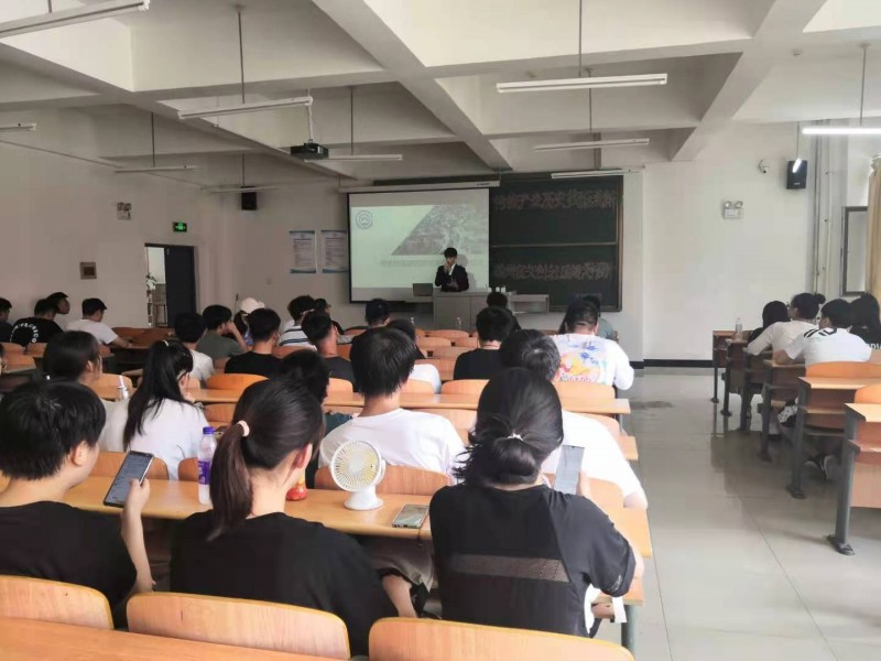 公司召开传统产业历史街区更新与磁州窑文创社区规划设计》专题讲座 (2)